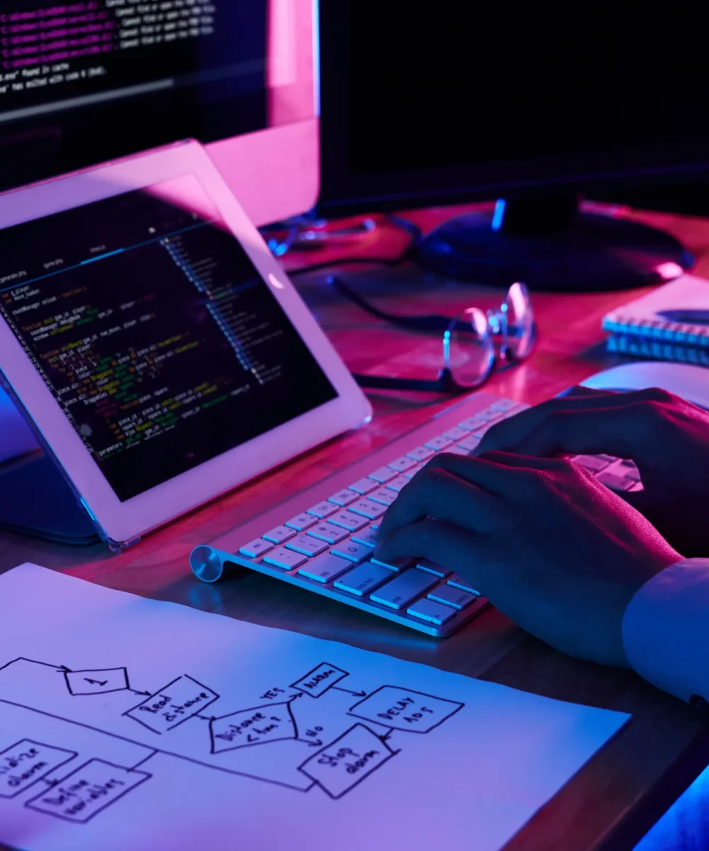 close-up-image-programer-working-his-desk-office